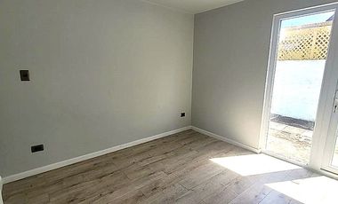 Casa nueva 5D, barrio tranquilo, jardín