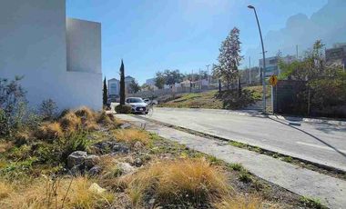 Lote Residencial 9 m de Frente | Diagonal al Parque – Privada Andes