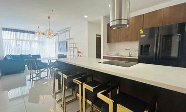 RENTA DEPARTAMENTO AMOBLADO EN NACIONES UNIDAS, EDIFICIO UNIQUE, 3 habitaciones cada una con su baño.