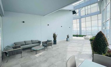 RENTA DEPARTAMENTO AMOBLADO EN NACIONES UNIDAS, EDIFICIO UNIQUE, 3 habitaciones cada una con su baño.