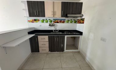 ARRIENDO CASA URBANIZACIÓN VALPARAISO (BARRIO TESORO)
