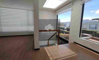 Renta de Casa Amplia de 3 dormitorios, Sector Tumbaco, Quito, Ecuador