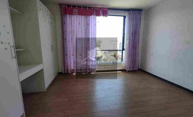 Renta de Casa Amplia de 3 dormitorios, Sector Tumbaco, Quito, Ecuador