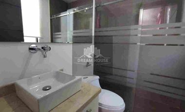 Renta de Casa Amplia de 3 dormitorios, Sector Tumbaco, Quito, Ecuador