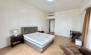2 Bedroom Unit One Shangrila Place Condo for rent Mandaluyong