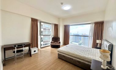 2 Bedroom Unit One Shangrila Place Condo for rent Mandaluyong