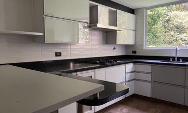 Casa en arriendo en Aves María, Sabaneta