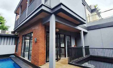 DIJUAL RUMAH ADA SWIMMING POOL DI CIPETE, CILANDAK JAKARTA SELATAN