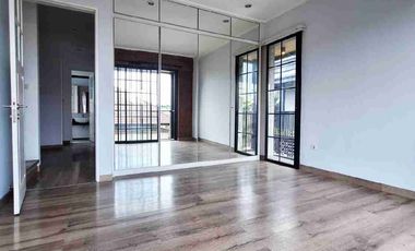 DIJUAL RUMAH ADA SWIMMING POOL DI CIPETE, CILANDAK JAKARTA SELATAN