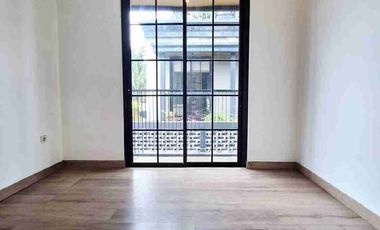 DIJUAL RUMAH ADA SWIMMING POOL DI CIPETE, CILANDAK JAKARTA SELATAN