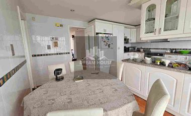 Renta de Casa, 4 dormitorios, Sector Colegio Menor, Cumbayá, Ecuador