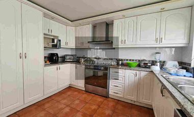 Renta de Casa, 4 dormitorios, Sector Colegio Menor, Cumbayá, Ecuador