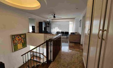 Renta de Casa, 4 dormitorios, Sector Colegio Menor, Cumbayá, Ecuador