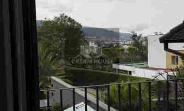 Renta de Departamento, 2 dormitorios, Sector Primavera 2 Cumbayá, Ecuador