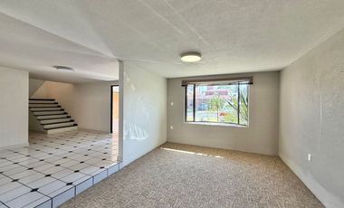 CASA EN RENTA EN METEPEC, ZONA GALERIAS METEPEC