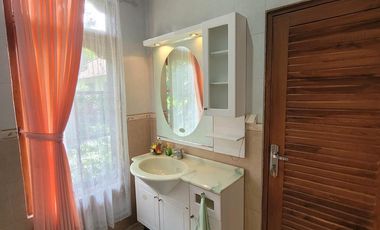 The Beautiful Villa Absolute Beach Front For Sale, North Bali Area