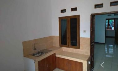 rumah siap huni modern minimalis di komplek cisaranten arcamanik kota Bandung