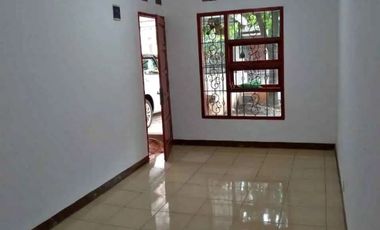 rumah siap huni modern minimalis di komplek cisaranten arcamanik kota Bandung