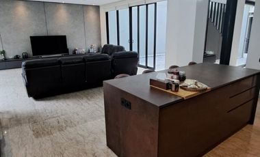 Dijual Rumah Lux di Tatar Jingganagara Kota Baru Parahyangan