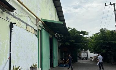 Pabrik Lokasi Super Strategis di Raya Mayjen Sungkono, Gresik