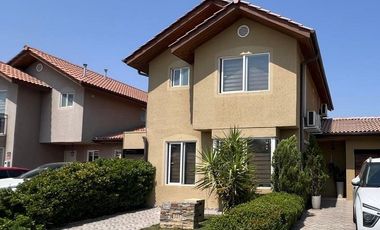 VENDO casa en Av. la Siembra 4831, Lampa, Lampa