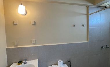 En venta | Departamento amplio en Manta – Cerca de la Universidad