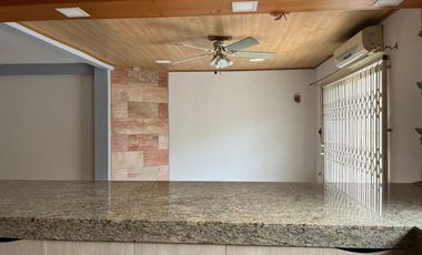 [Venta o Renta] Amplia casa de 3 dorm. + oficina en zona exclusiva de Manta