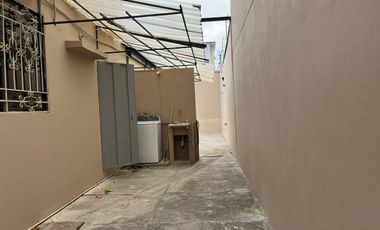 [Venta o Renta] Amplia casa de 3 dorm. + oficina en zona exclusiva de Manta