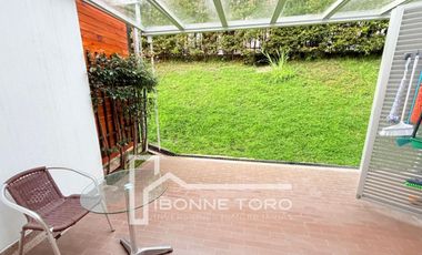 CASA EN CONJUNTO CERRADO EN LA FLORIDA