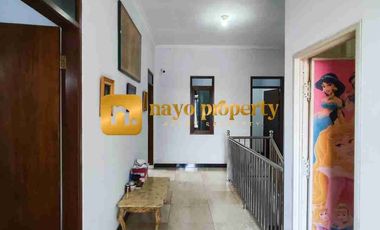 Rumah Bagus Tanah Luas Dalam Komplek Strategis Dekat Sunmarecon dan Stasiun di Bekasi Kota