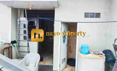 Rumah Bagus Tanah Luas Dalam Komplek Strategis Dekat Sunmarecon dan Stasiun di Bekasi Kota