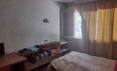 Venta Casa 4D 2B con Estacionamiento.Oportunidad de Inversión