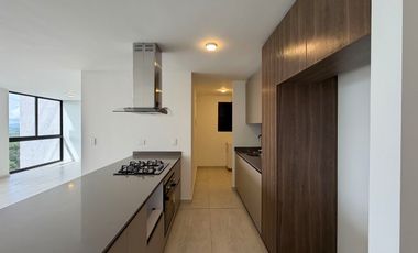 Majestuoso apartamento en Ivory con 126 m2 , 3 alcobas y vista a las montañas. Cerritos. Pereira.