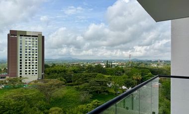 Majestuoso apartamento en Ivory con 126 m2 , 3 alcobas y vista a las montañas. Cerritos. Pereira.