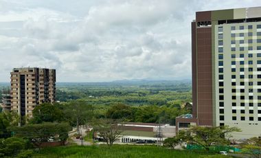 Majestuoso apartamento en Ivory con 126 m2 , 3 alcobas y vista a las montañas. Cerritos. Pereira.