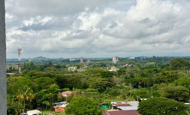 Majestuoso apartamento en Ivory con 126 m2 , 3 alcobas y vista a las montañas. Cerritos. Pereira.