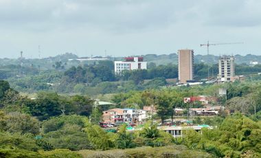 Majestuoso apartamento en Ivory con 126 m2 , 3 alcobas y vista a las montañas. Cerritos. Pereira.