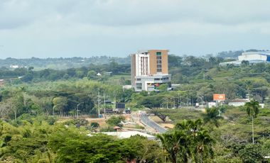 Majestuoso apartamento en Ivory con 126 m2 , 3 alcobas y vista a las montañas. Cerritos. Pereira.