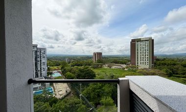 Majestuoso apartamento en Ivory con 126 m2 , 3 alcobas y vista a las montañas. Cerritos. Pereira.