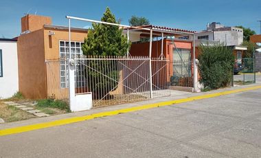 Casa Amueblada En Renta En San Francisco Soyaniquilpan Edo. Méx. Cercana A La Zona Industrial ( Parque Arco Norte, Liverpool Y Truper )