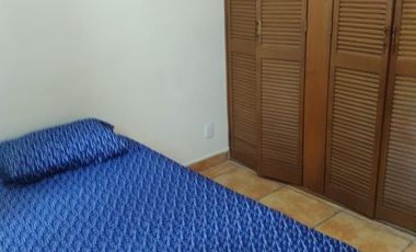 CASA EN RENTA “AMUEBLADA, CON SERVICIOS Y CON 5 CAMAS INDIVIDUALES”