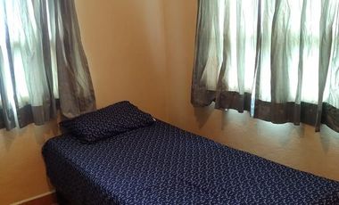 CASA EN RENTA “AMUEBLADA, CON SERVICIOS Y CON 5 CAMAS INDIVIDUALES”