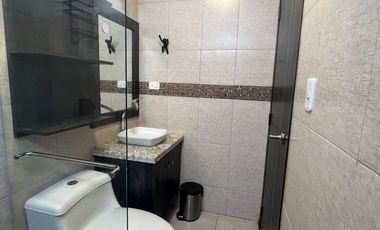 Vendo casa en urbanización Manta