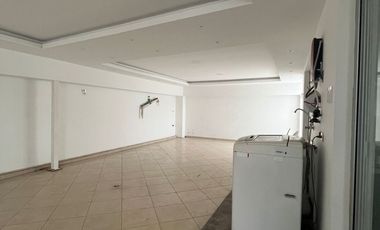 Vendo casa en urbanización Manta