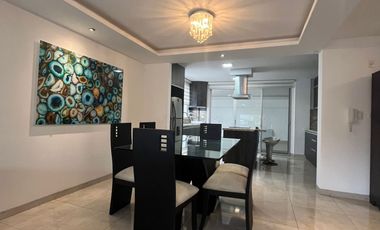 Vendo casa en urbanización Manta