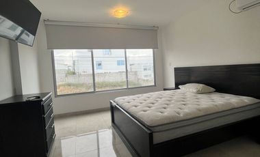 Vendo casa en urbanización Manta