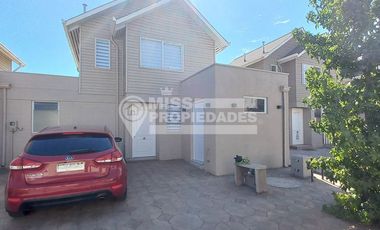 SE ARRIENDA CASA EN CONDOMINIO PLAZA BUIN COMUNA DE BUIN