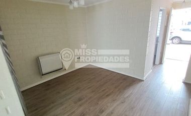 SE ARRIENDA CASA EN CONDOMINIO PLAZA BUIN COMUNA DE BUIN