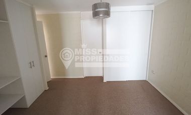 SE ARRIENDA CASA EN CONDOMINIO PLAZA BUIN COMUNA DE BUIN