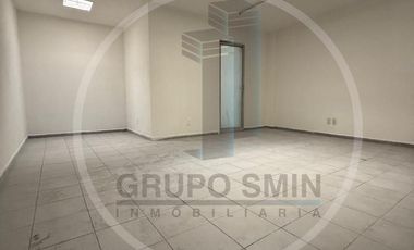 BODEGA COMERCIAL EN RENTA EN ZONA CENTRO SAN JUAN DEL RIO
